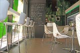 Cafetería con superficies en microcemento en Barcelona